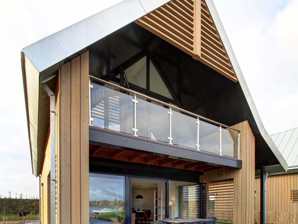 Modern On The Water In A National Park Vakantiehuis Tholen
