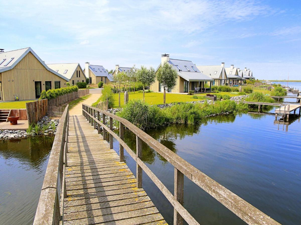 Modern On The Water In A National Park * Tholen