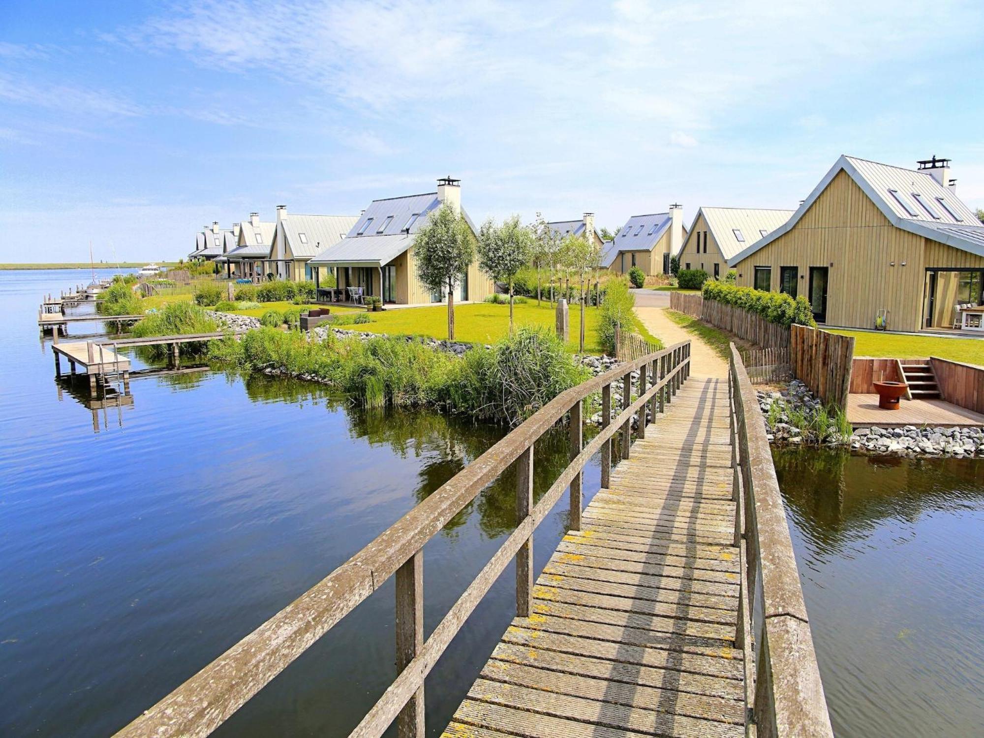 Modern On The Water In A National Park Vakantiehuis *